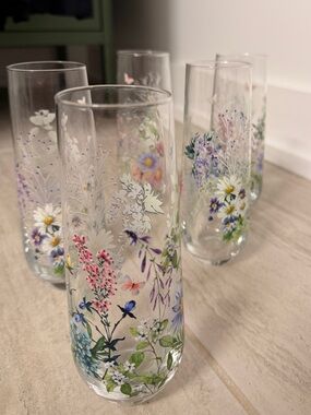 Floral Printed Stemless Flutes